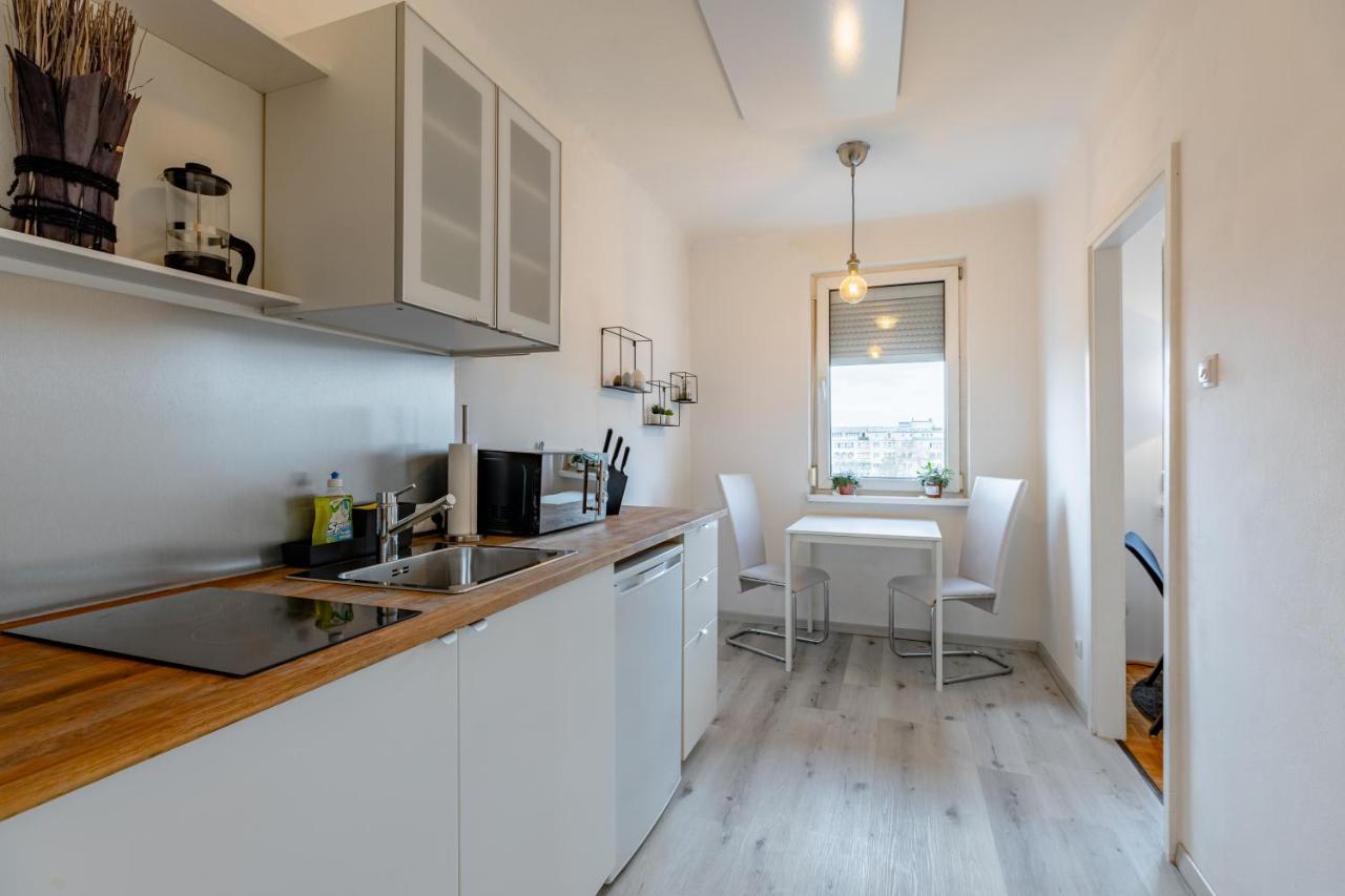 New With A View - Modern Studio Wenen Buitenkant foto