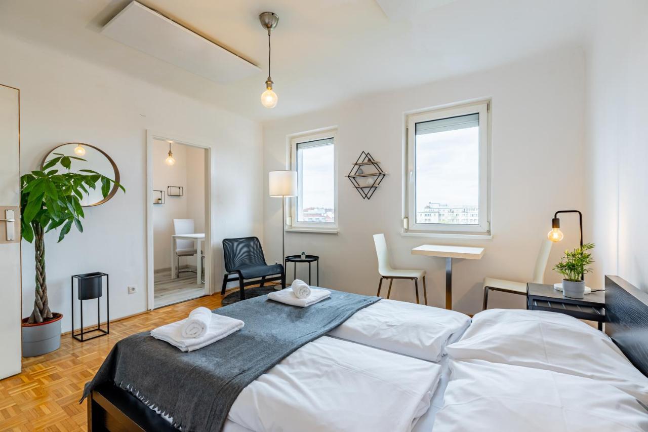 New With A View - Modern Studio Wenen Buitenkant foto